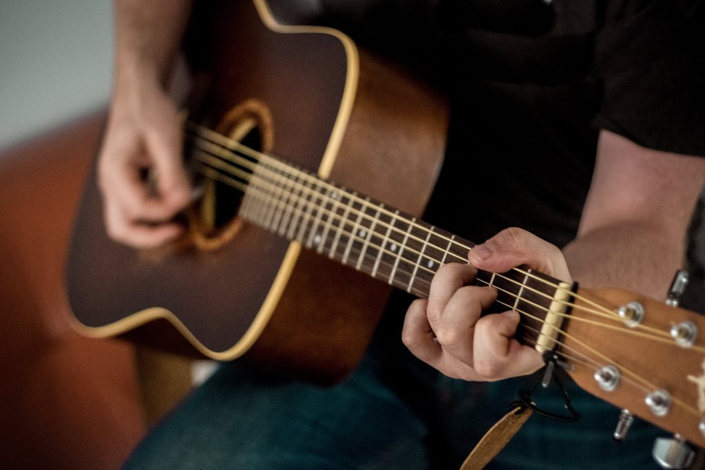 Live music show with guitar